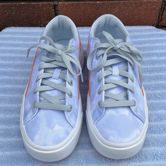 Women’s Puma Kaia Platform Sneakers Size 8 - Picture 3 of 7